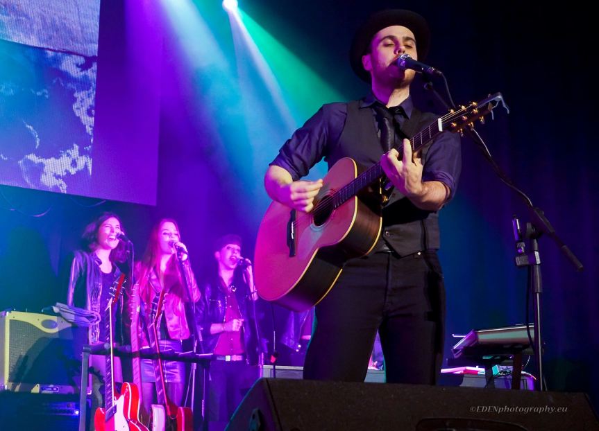 15310854_1386139418065550_480024666_o-1