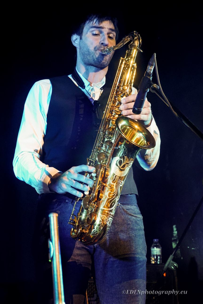 15310962_1386139411398884_1133788497_o-1