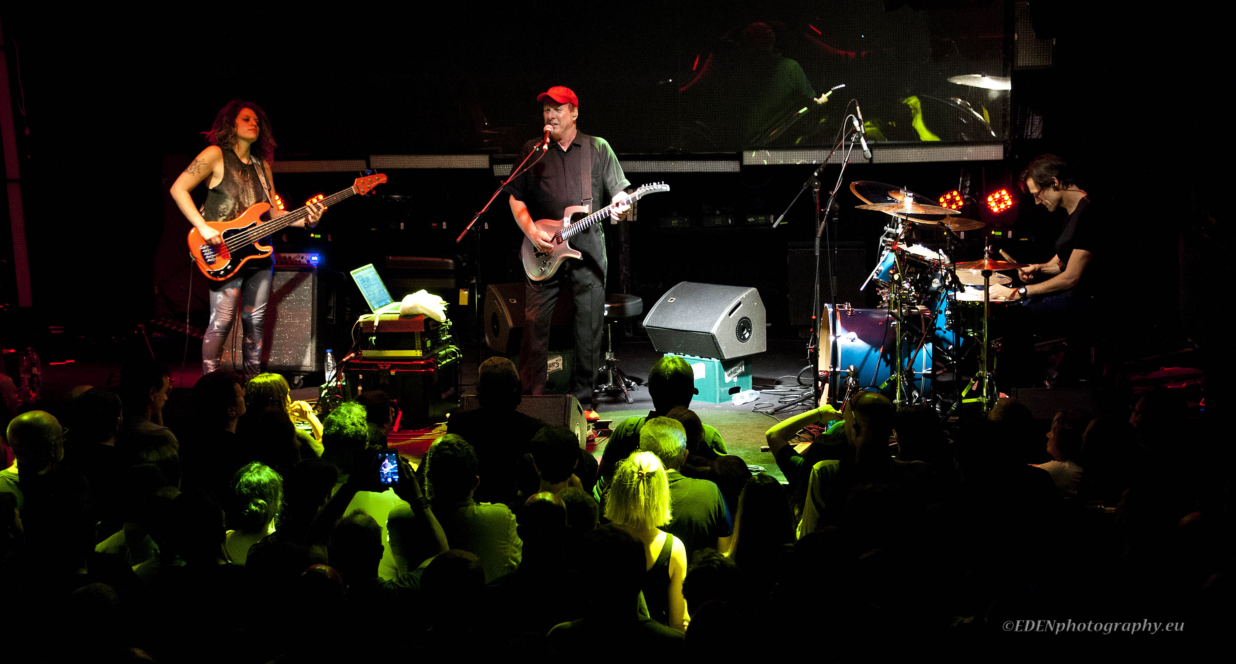 ¡Sábado de gloria de 2017! Glazz y Adrian Belew Power Trio en Madrid