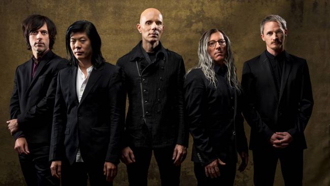 A Perfect Circle lanza el vídeo de ‘Eat The Elephant’