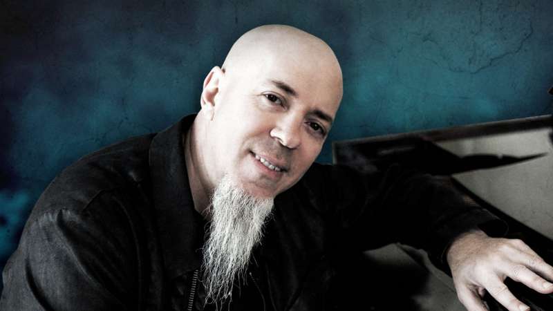 Jordan Rudess: «Lo que realmente me alejó de lo clásico fue escuchar el álbum ‘Tarkus’ de Emerson, Lake & Palmer»