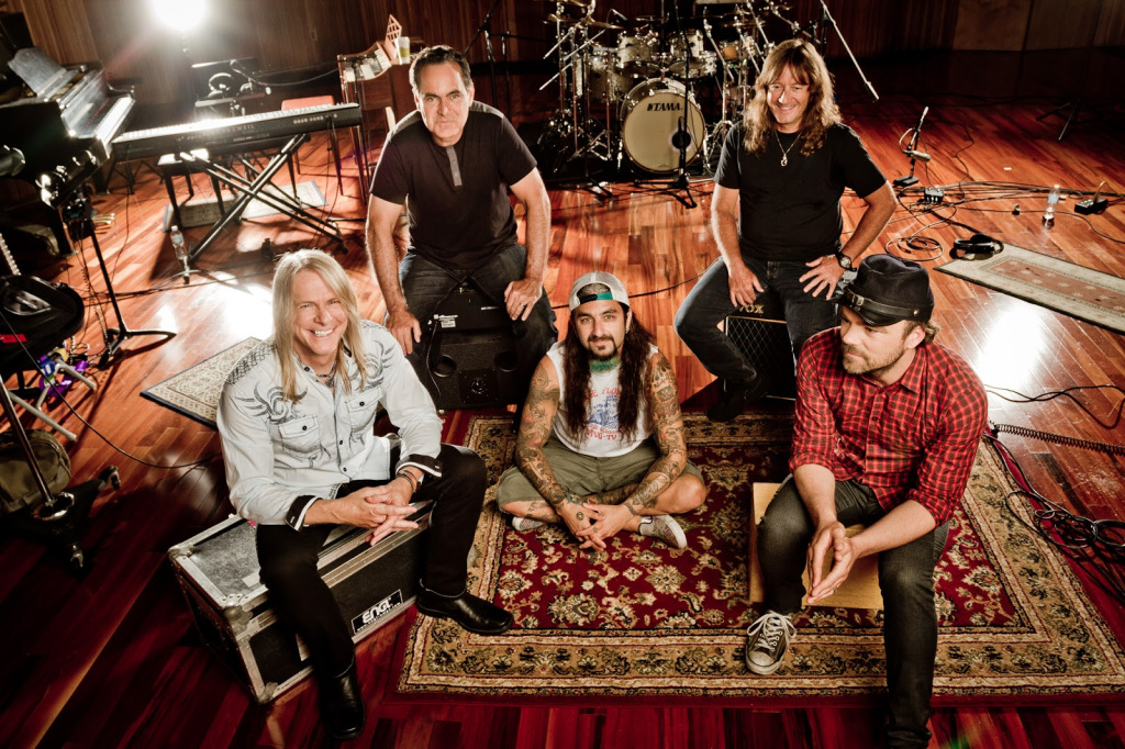 Flying Colors: vídeo oficial del single y más detalles sobre el nuevo álbum
