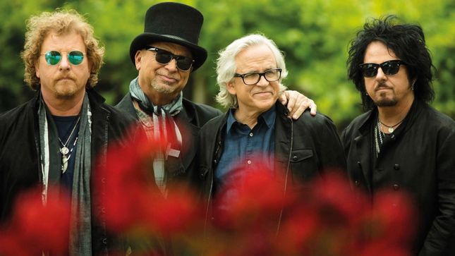 Toto publicarán ’40 Tours Around The Sun’ a partir de esta misma semana&nbsp;[tráiler]