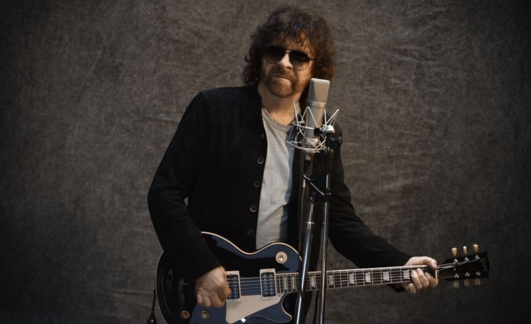 Jeff Lynne de ELO anuncia nuevo álbum y comparte el primer single