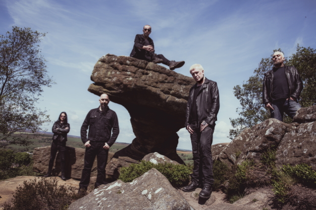 El libro oficial de Paradise Lost se publicará en noviembre