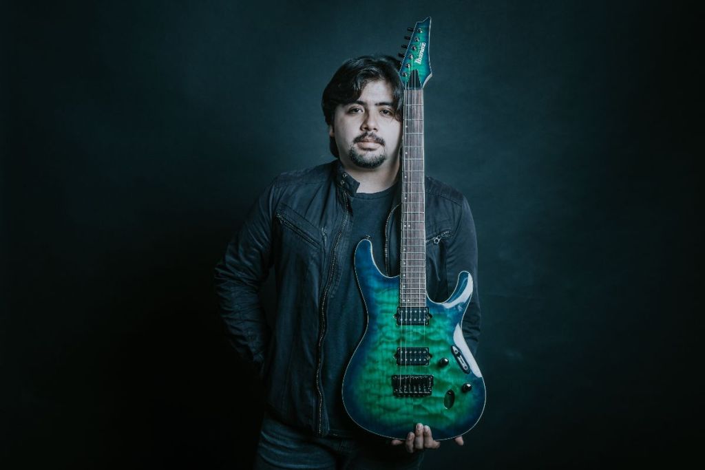 Invictor estrena su disco debut