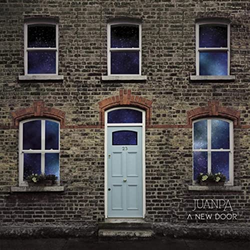 Reseña de Juanpa – ‘A New Door’&nbsp;(2019)
