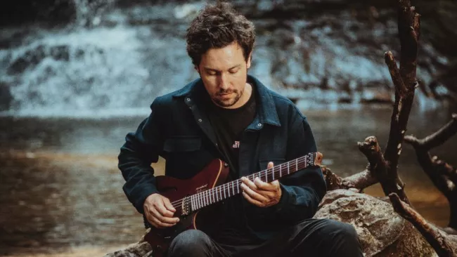 Plini comparte el directo de ‘PAN’ como recordatorio de la próxima gira