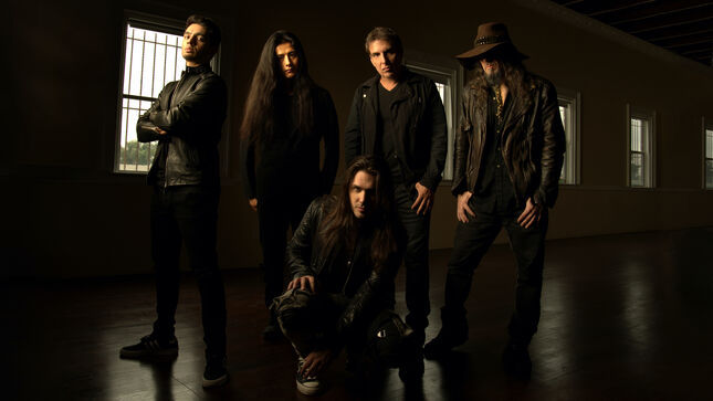 La nueva banda de Derek Sherinian y Bumblefoot, Whom Gods Destroy, prepara álbum debut y presenta tercer single