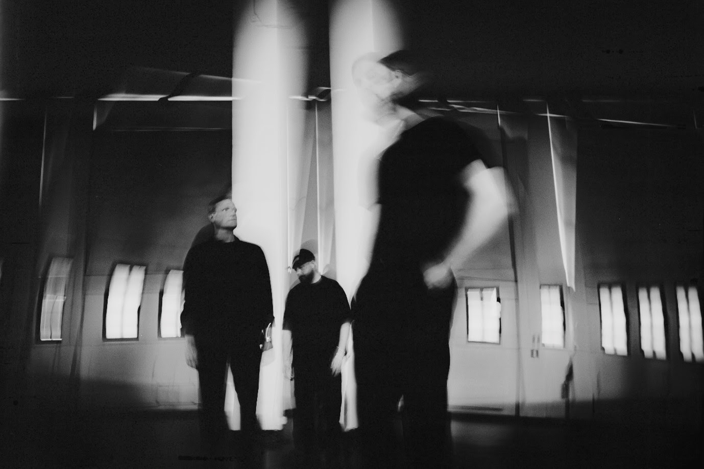 Port Noir lanza el nuevo sencillo ‘Ebb and Flow’ de su próximo álbum ‘The Dark We Keep’